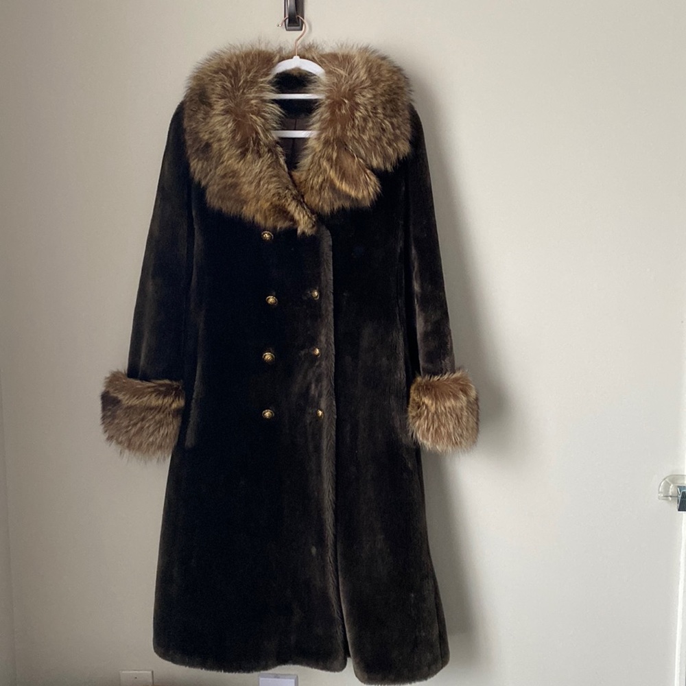 Borg Borgana Styled by Fairmoor Vintage Coat With Fur Collar and Cuffs.